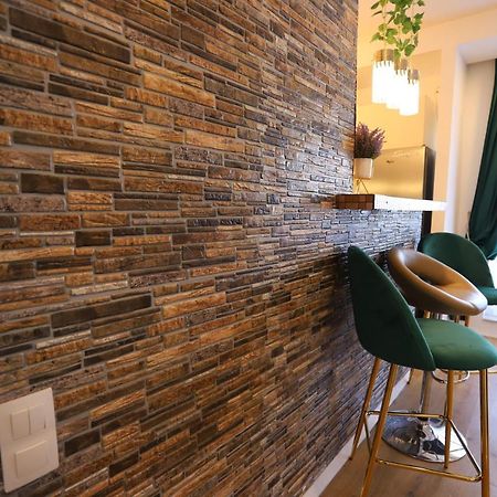 Apartament Beauty Smarald By Cosmopolis Stefanestii de Jos Extérieur photo